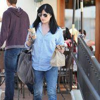 Selma Blair carries a cool drink as she leaves Urth Caffe | Picture 112800